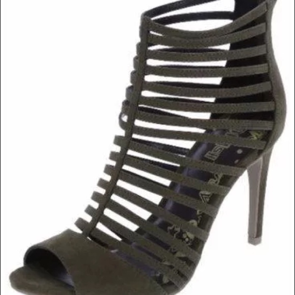 Brash Heel Sz 11 Olive open toe shoes
